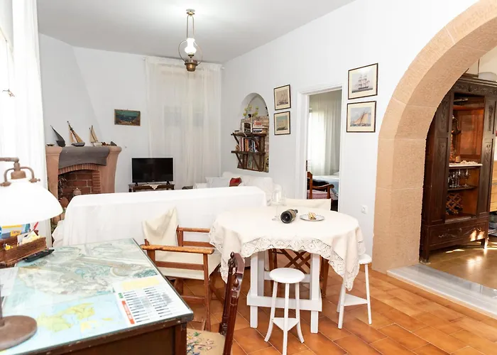 Blefouti At Blefouti * Parthénion